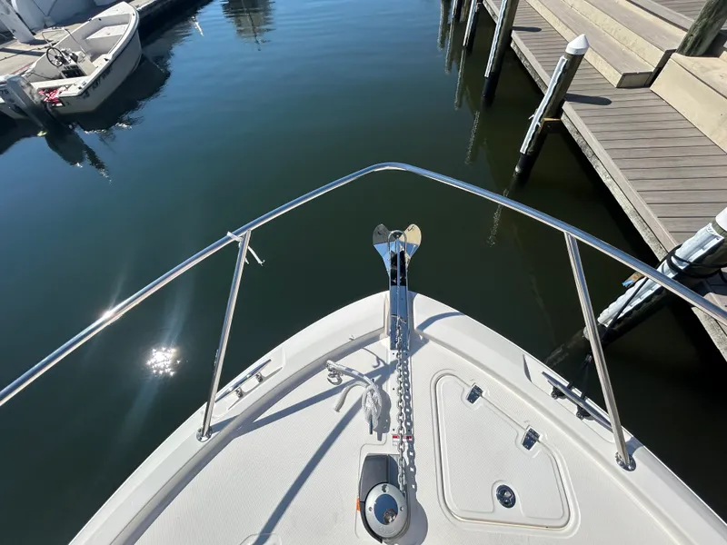 Slide: The Image of Boston Whaler 325 Conquest 2026 - 39