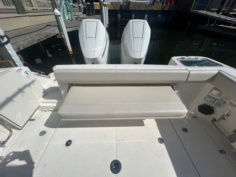 Slide: The Image of Boston Whaler 325 Conquest 2026 - 7