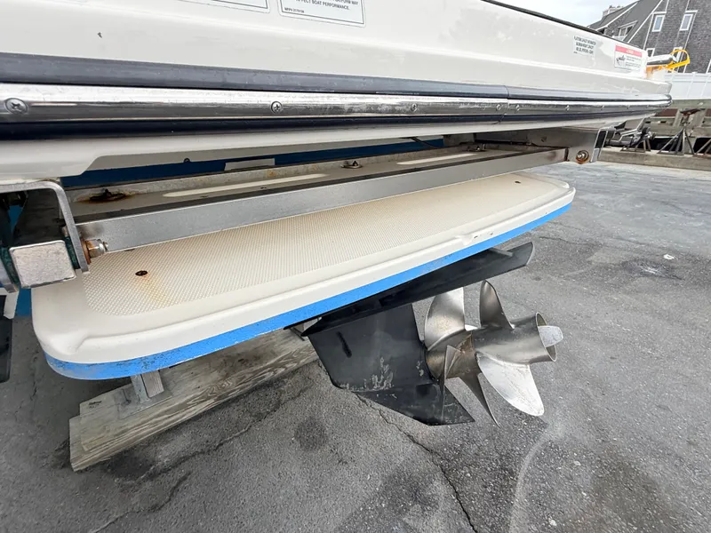Slide: The Image of Sea Ray 250 SLX 2020 - 3