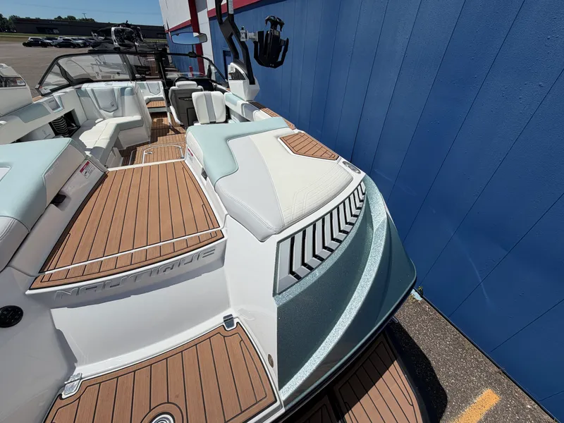 Slide: The Image of Nautique Super Air Nautique G25 2019 - 13