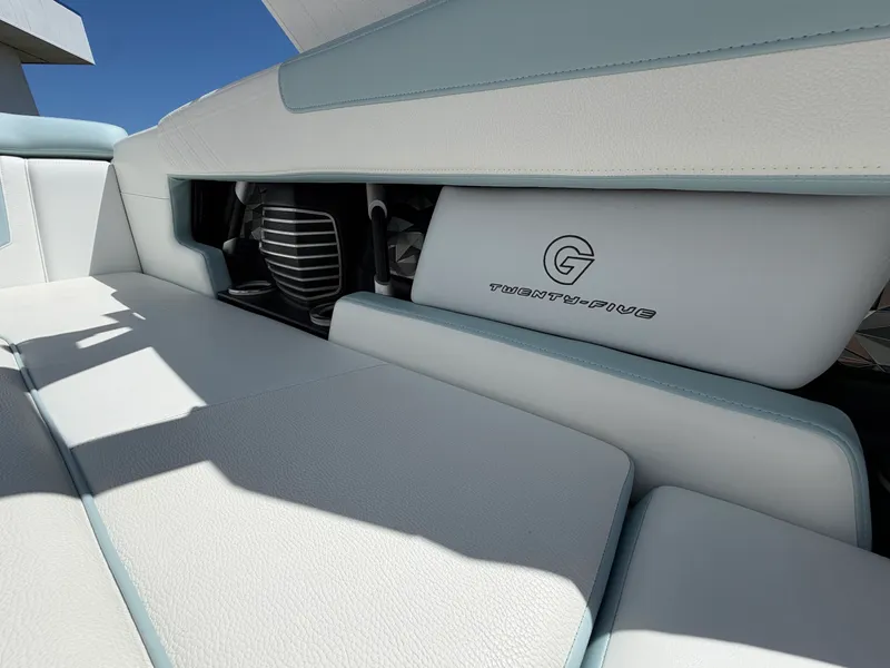 Slide: The Image of Nautique Super Air Nautique G25 2019 - 27