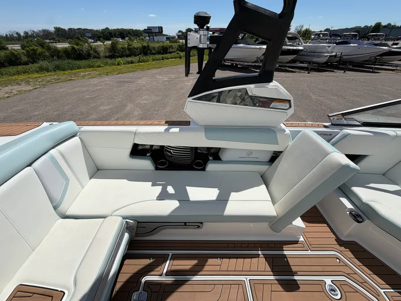 Slide: The Image of Nautique Super Air Nautique G25 2019 - 29