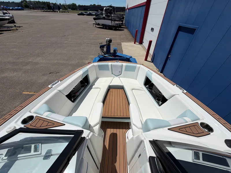 Slide: The Image of Nautique Super Air Nautique G25 2019 - 48