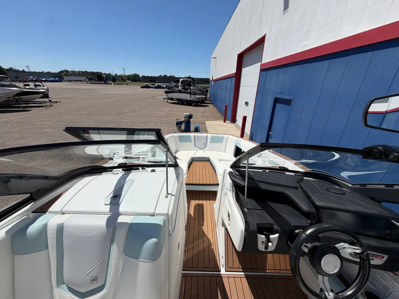 Slide: The Image of Nautique Super Air Nautique G25 2019 - 42