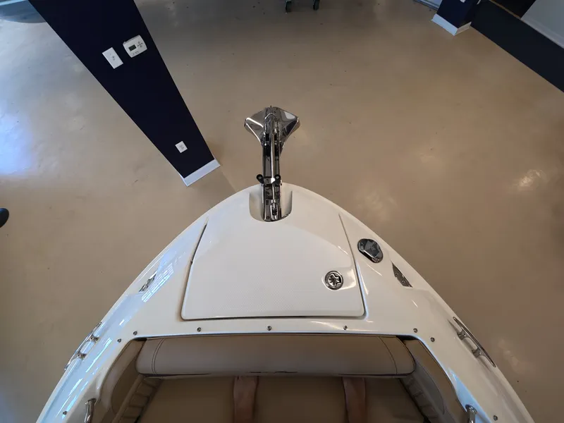 Slide: The Image of Sea Ray SLX 260 Outboard 2027 - 23