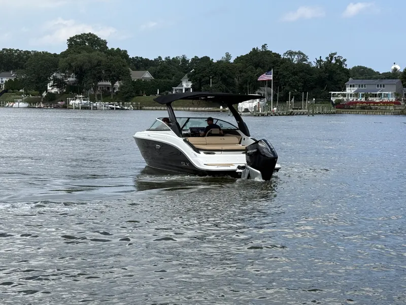 Slide: The Image of Sea Ray SLX 260 Outboard 2027 - 1