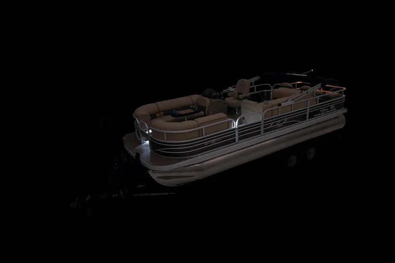 Slide: The Image of Sun Tracker SportFish 22 DLX 2023 - 47