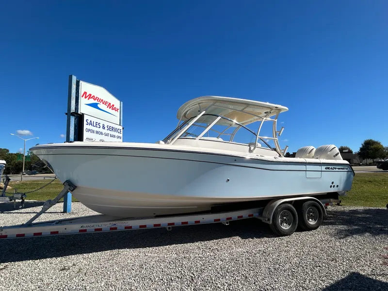 Slide: The Image of Grady-White Freedom 285 2026 - 2