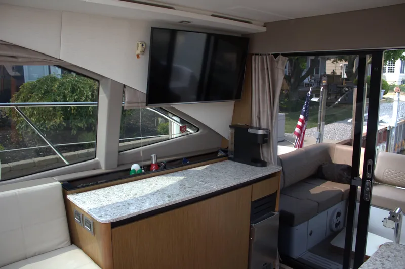 Slide: The Image of Salon TV - 27