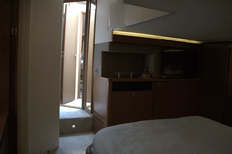 Slide: The Image of Master Stateroom - 70