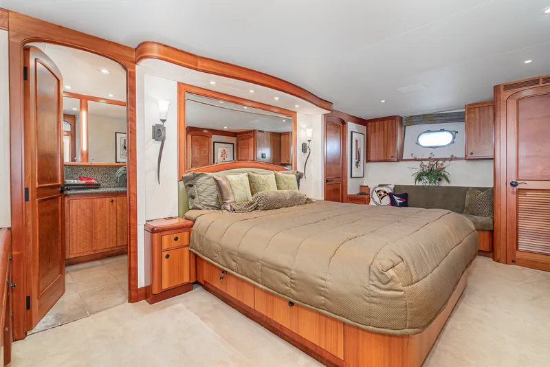 Slide: The Image of NorthStar Yachts Northstar 100 2002 - 17