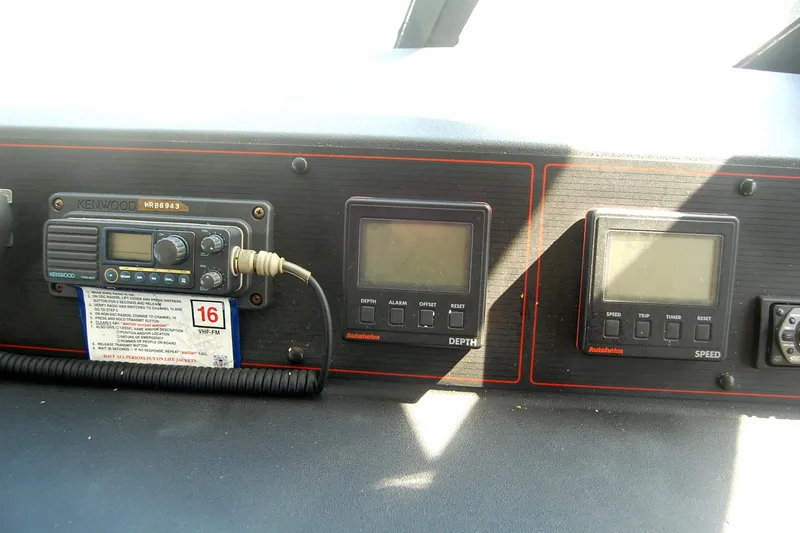 Slide: The Image of Bayliner 4588 Pilothouse 1992 - 56