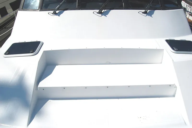 Slide: The Image of Bayliner 4588 Pilothouse 1992 - 68