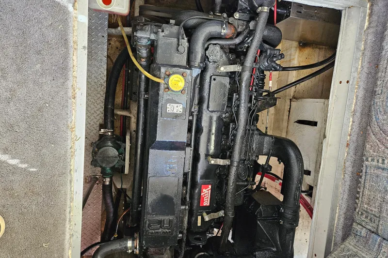 Slide: The Image of Bayliner 4588 Pilothouse 1992 - 71