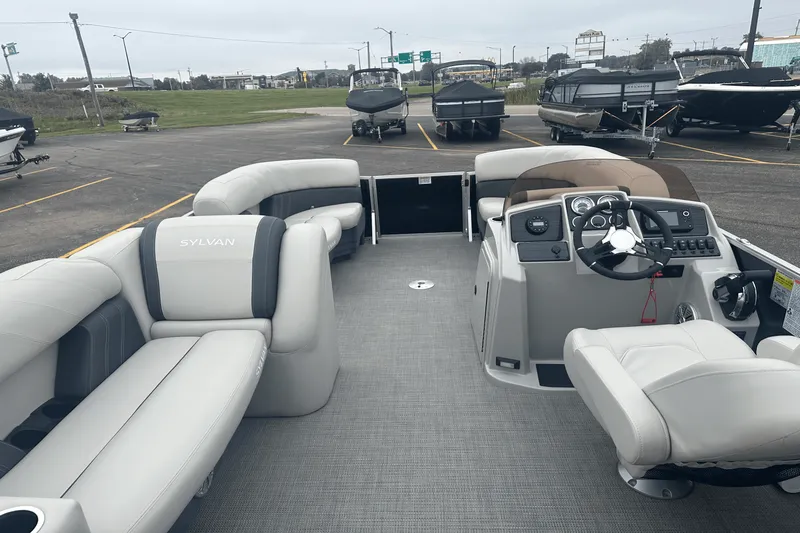 Slide: The Image of Sylvan 8520 MIRAGE PF 2023 - 16