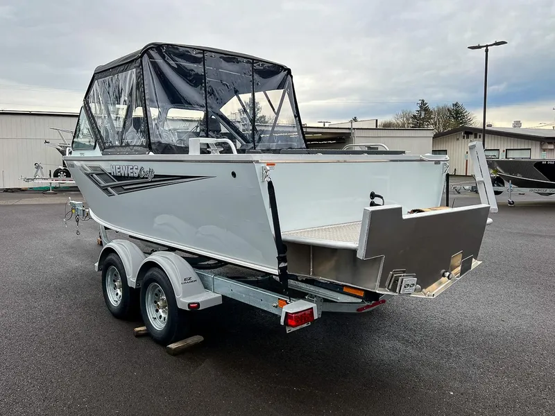 Slide: The Image of Hewescraft 190 Sea Runner 2026 - 5