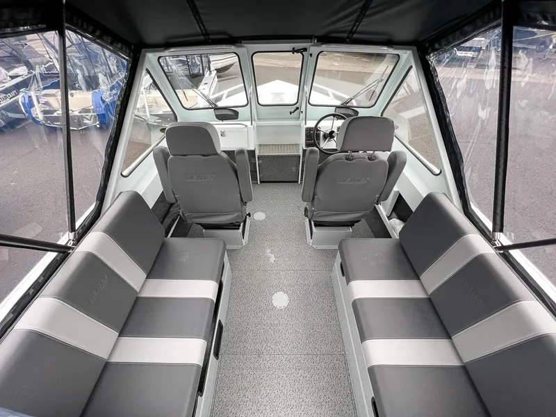 Slide: The Image of Hewescraft 190 Sea Runner 2026 - 8