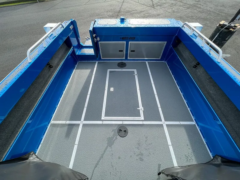 Slide: The Image of North River 24' Seahawk 2026 - 15