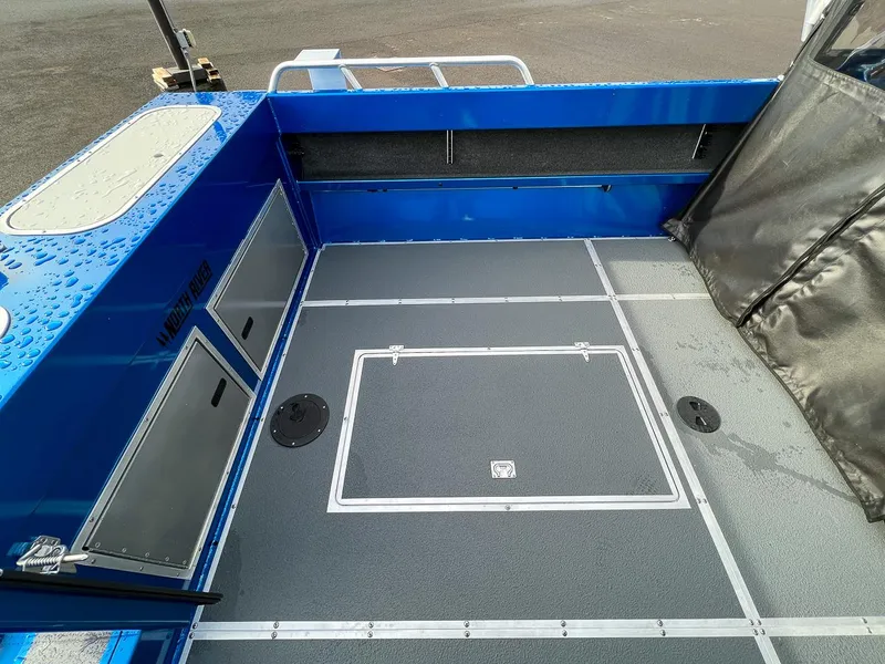 Slide: The Image of North River 24' Seahawk 2026 - 16