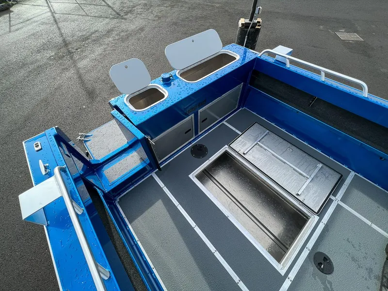 Slide: The Image of North River 24' Seahawk 2026 - 18