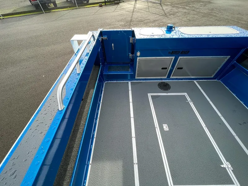 Slide: The Image of North River 24' Seahawk 2026 - 19