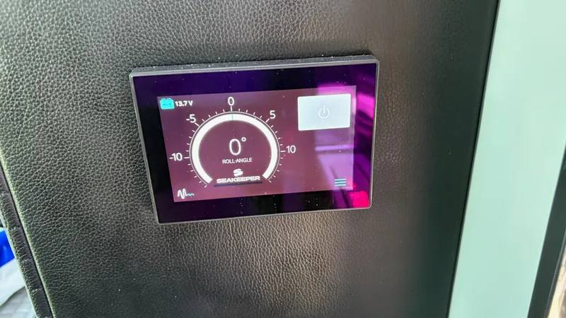 Slide: The Image of Brabus Shadow 900 Sun Top 2020 - 50