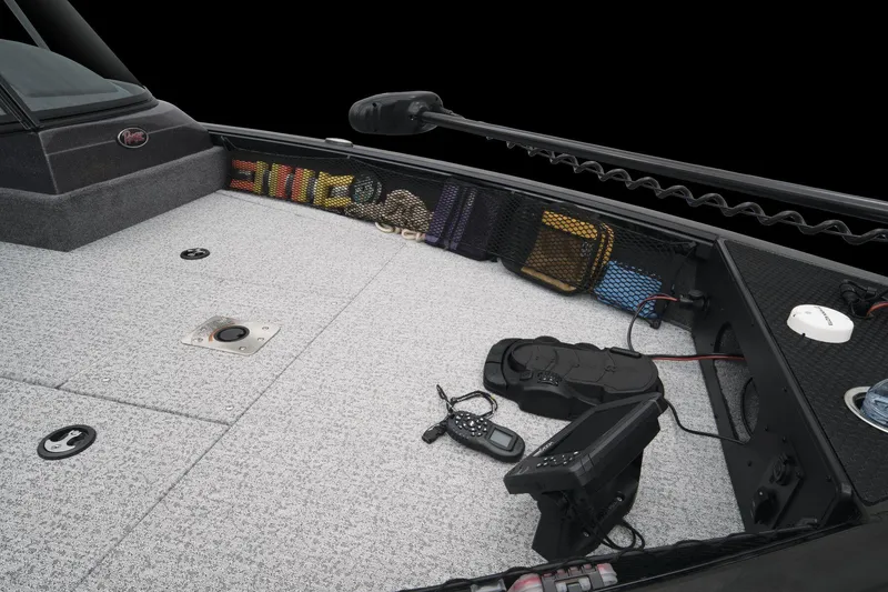 Slide: The Image of Ranger VS1782SC Angler 2023 - 15