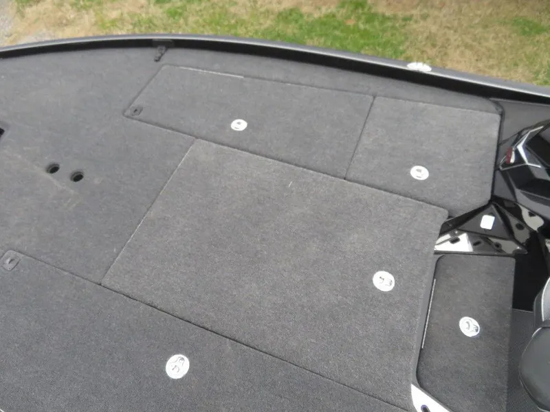 Slide: The Image of 2023 Ranger Z521R Ranger Cup Equipped boat deck with storage compartments. - 24