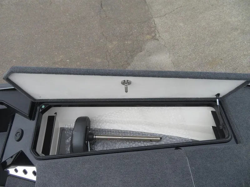 Slide: The Image of 2023 Ranger Z521R Ranger Cup Equipped storage compartment. - 27