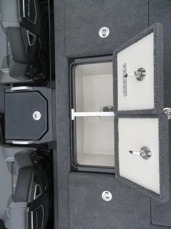 Slide: The Image of 2023 Ranger Z521R Ranger Cup Equipped boat storage compartments. - 5
