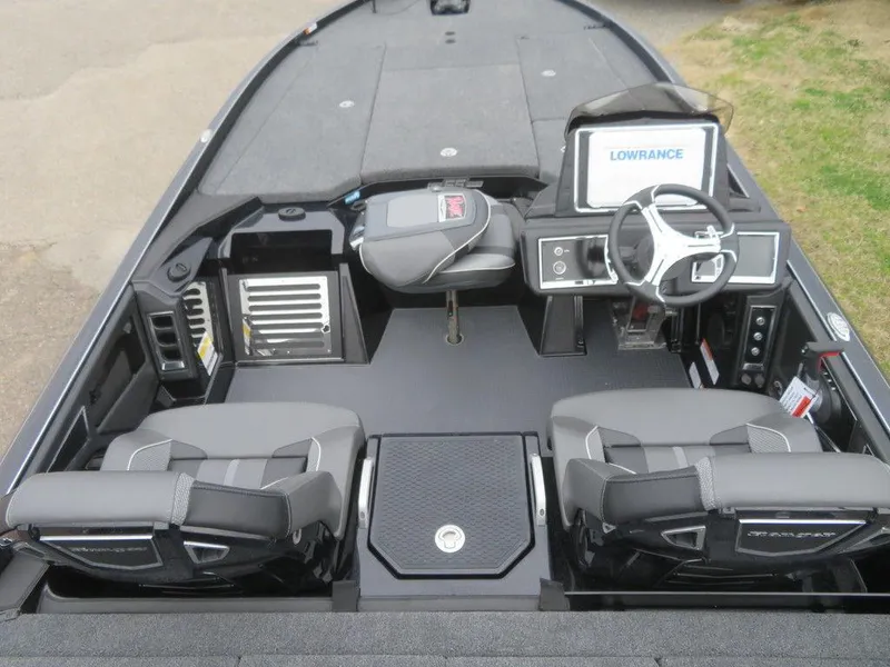 Slide: The Image of 2023 Ranger Z521R Ranger Cup Equipped boat interior with dual seats and advanced navigation system. - 8