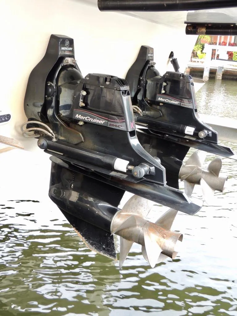 Slide: The Image of Twin MerCruiser engines on a 2016 Sea Ray 350 Sundancer boat. - 13