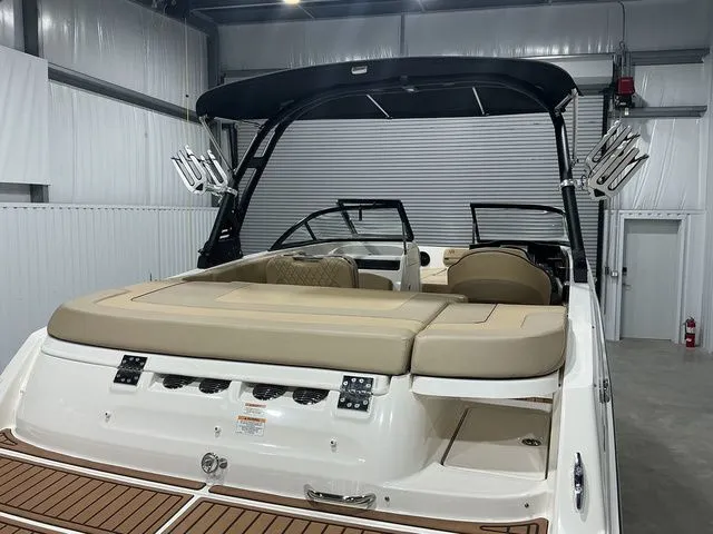 Slide: The Image of Bayliner VR5 Bowrider 2023 - 22