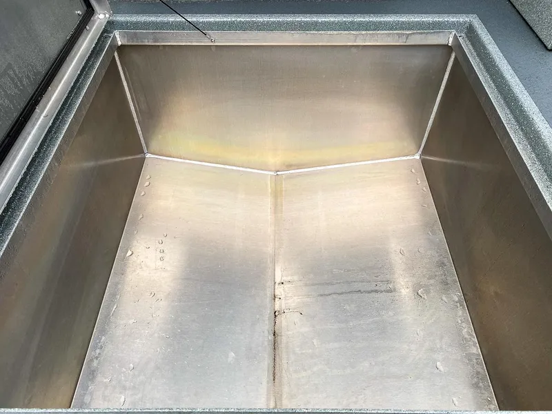 Slide: The Image of North River 2900 SXL 2026 - 18