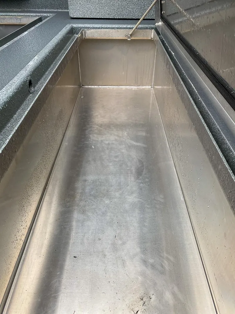 Slide: The Image of North River 2900 SXL 2026 - 19