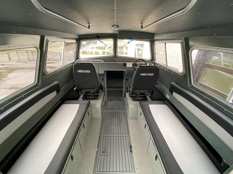 Slide: The Image of North River 2900 SXL 2026 - 5