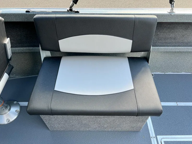 Slide: The Image of North River 20' Seahawk 2026 - 15