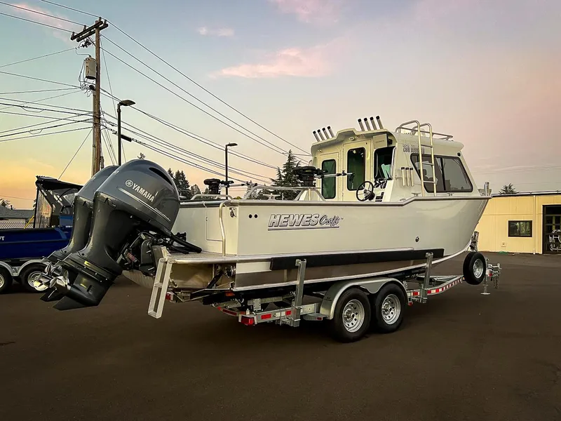 Slide: The Image of Hewescraft 250 Alaskan 2026 - 3