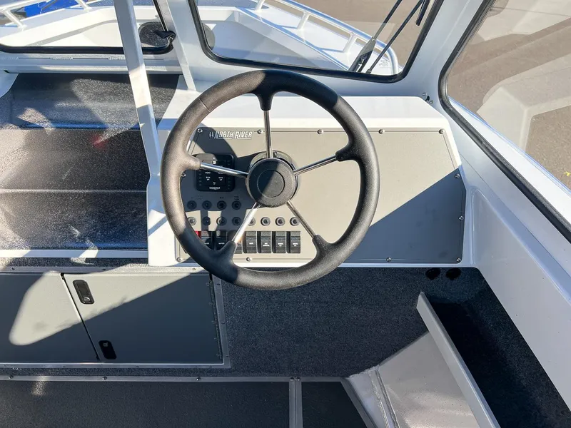 Slide: The Image of North River 24 SeaHawk 2026 - 10