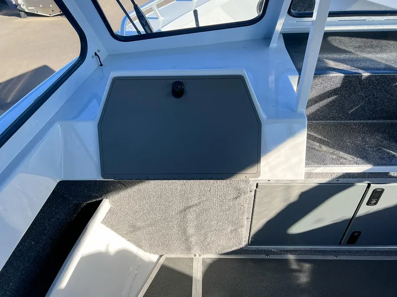 Slide: The Image of North River 24 SeaHawk 2026 - 11