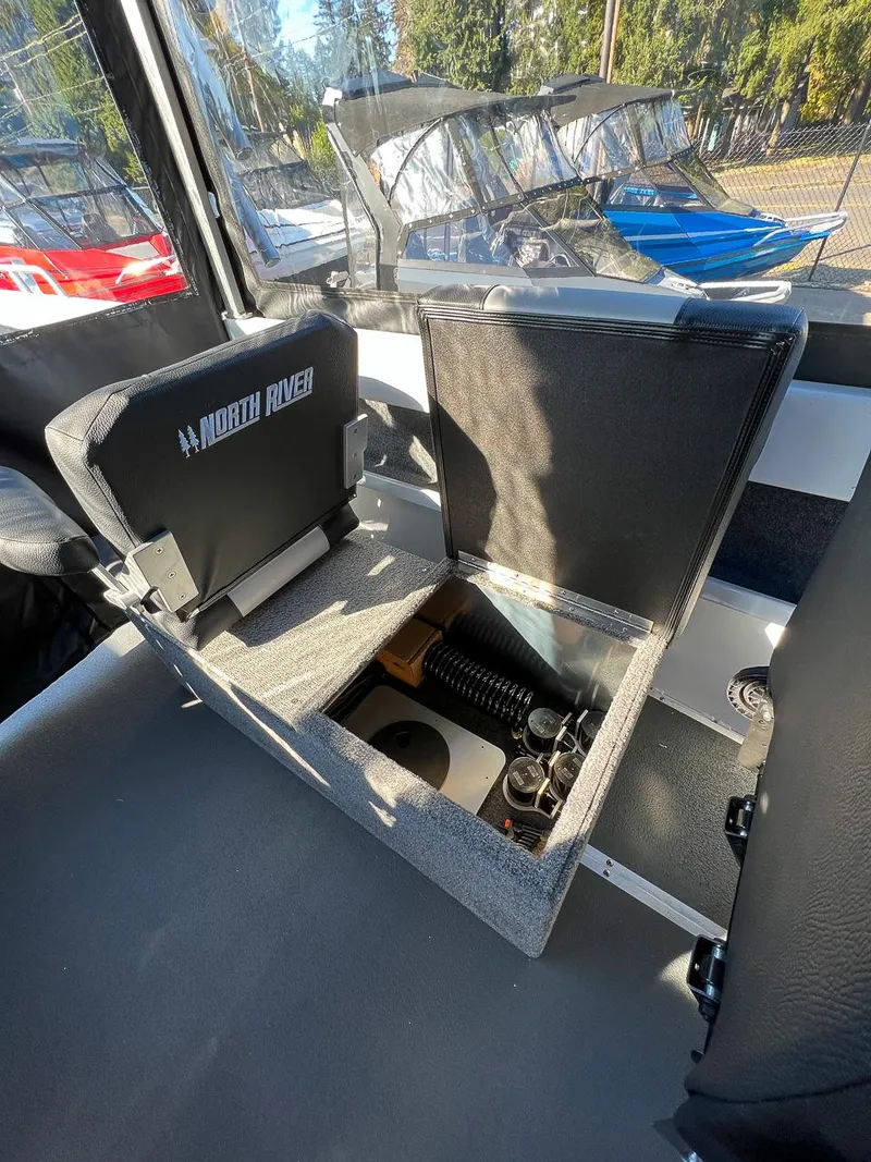 Slide: The Image of North River 24 SeaHawk 2026 - 16