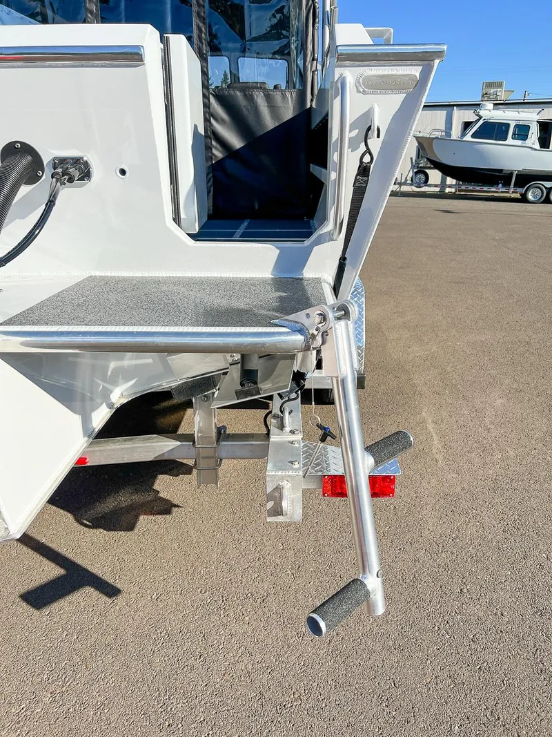 Slide: The Image of North River 24 SeaHawk 2026 - 22