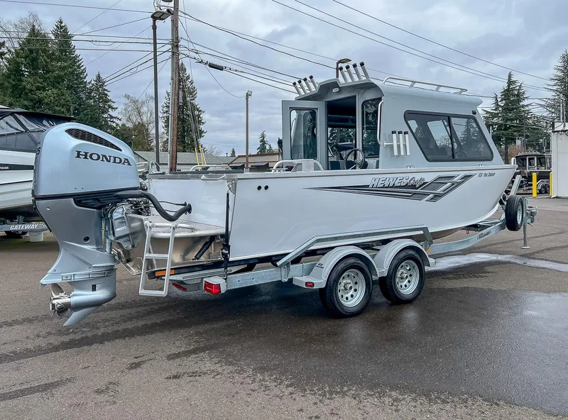 Slide: The Image of Hewescraft 210 Sea Runner HT 2026 - 4