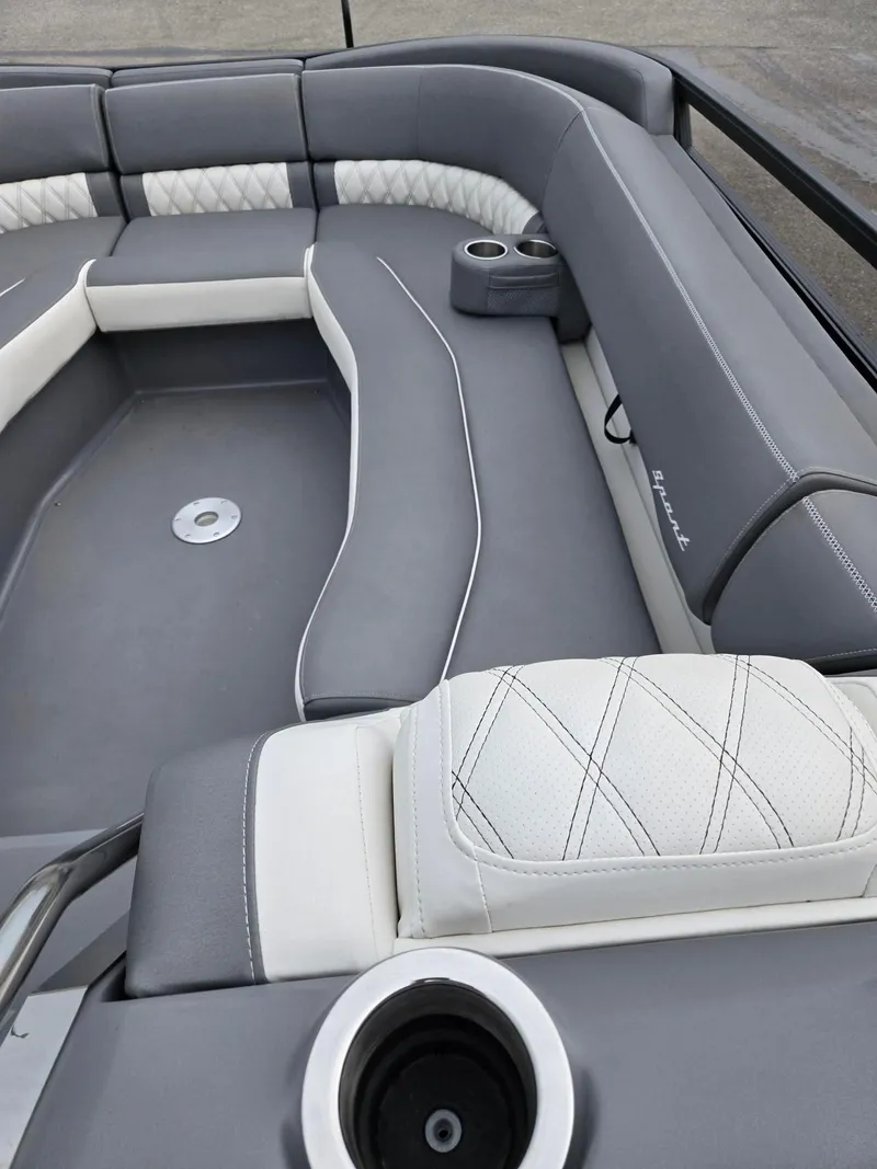 Slide: The Image of Bennington 25RTSB 2023 - 12