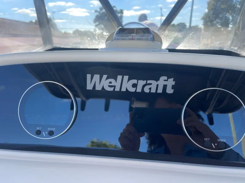 Slide: The Image of Wellcraft 310 CC 2006 - 50