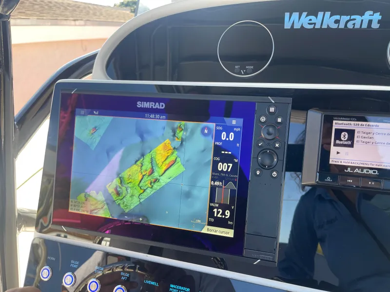 Slide: The Image of Wellcraft 310 CC 2006 - 54