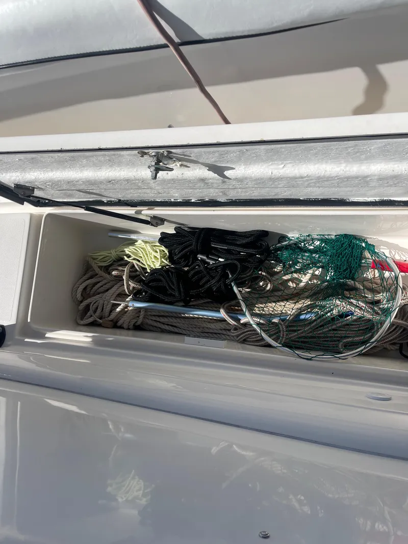 Slide: The Image of Wellcraft 310 CC 2006 - 69