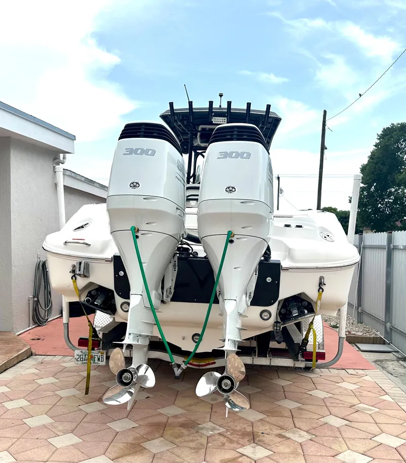 Slide: The Image of Wellcraft 310 CC 2006 - 75