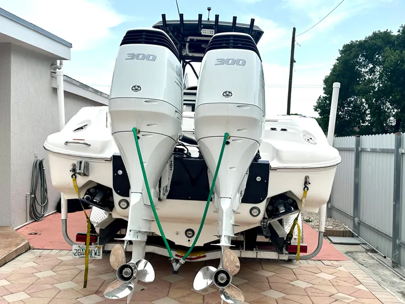 Slide: The Image of Wellcraft 310 CC 2006 - 76