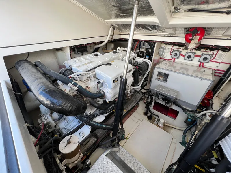Slide: The Image of engine room port - 16